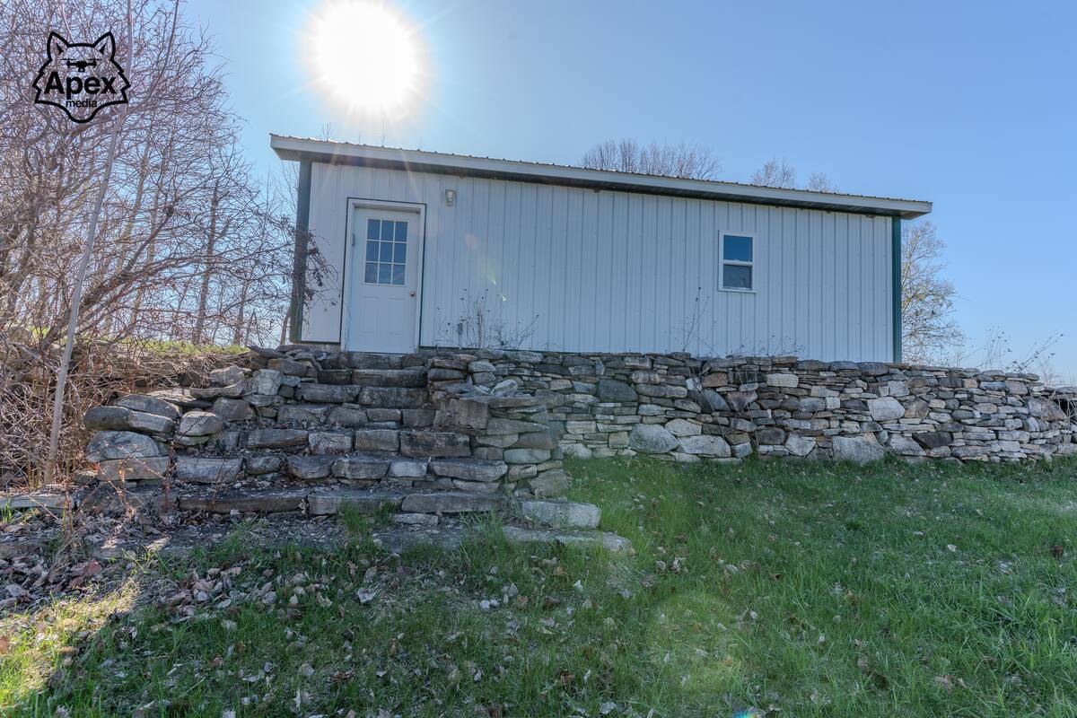 Burke NY listing — exterior 12