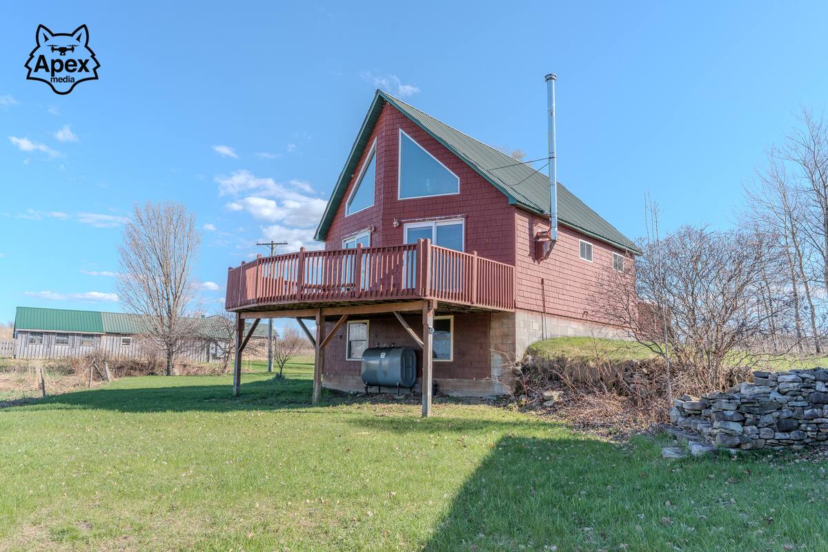 Burke NY listing — exterior 14