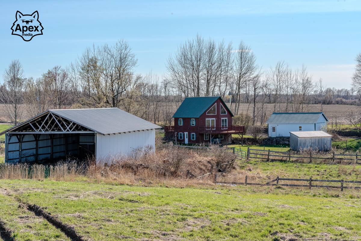 Burke NY listing — exterior 20